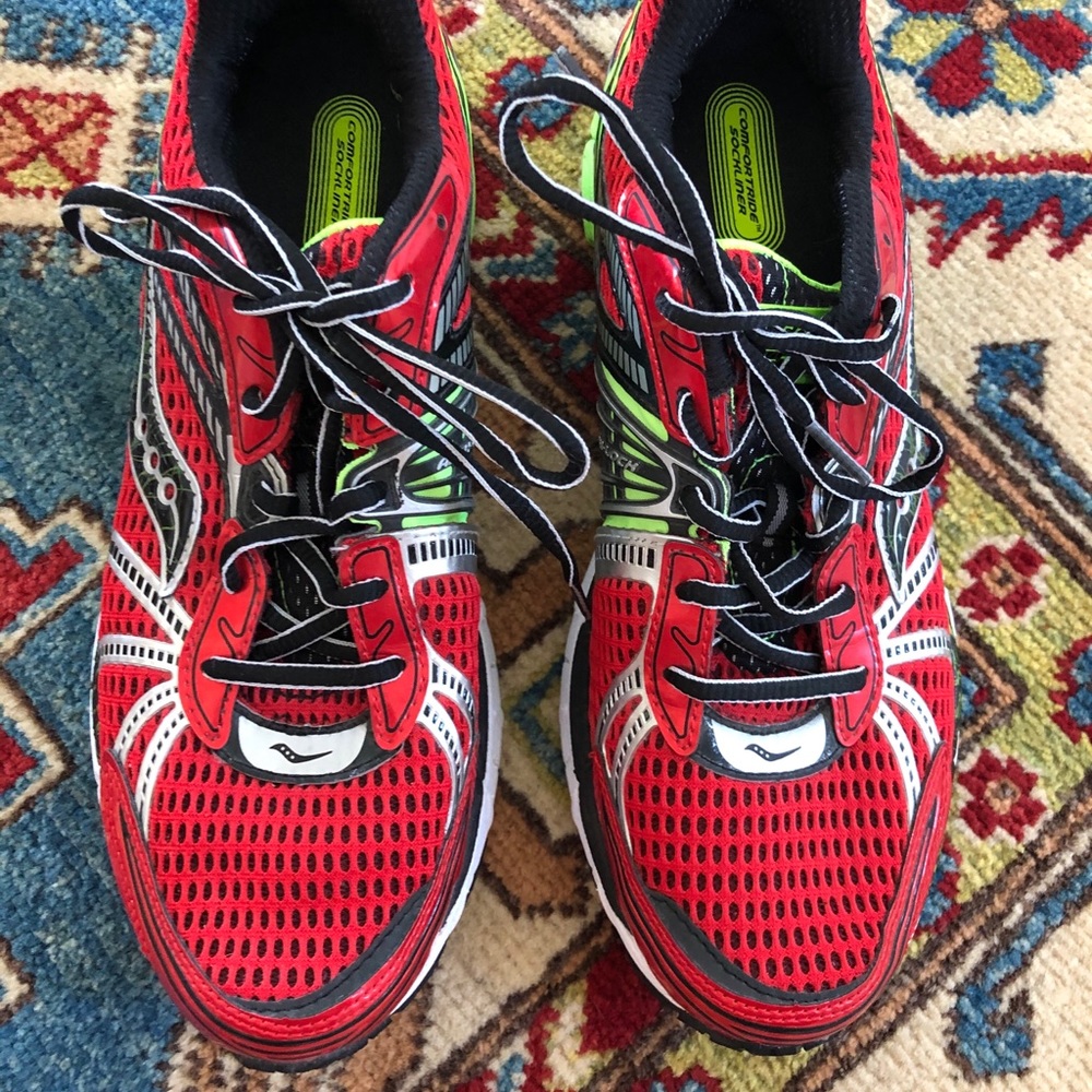 Saucony Triumph 8 Men’s Running/Athletic Sneakers
